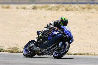 media/May-06-2024-Moto Forza (Mon) [[b33359f27d]]/1-Advanced/Session 4 (Turns 9 and 8)/